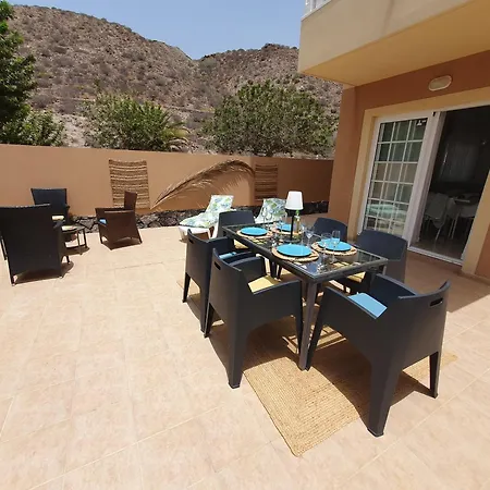 Renove 2 Chambres, Grande Terrasse S-o, Parking Prive アパート *