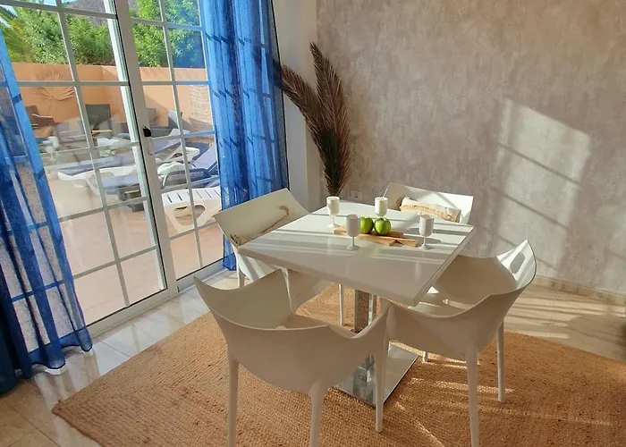 Renove 2 Chambres, Grande Terrasse S-o, Parking Prive Et Piscine Chauffee Διαμέρισμα Palm-mar